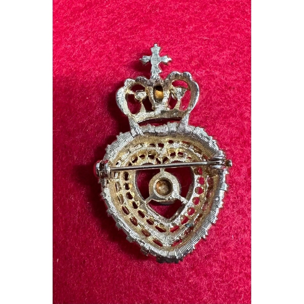 Vintage Brooch Lot 3 Pc Faux Pearl Red Cabochon Crown Pin Jewelry - Picture 12 of 14